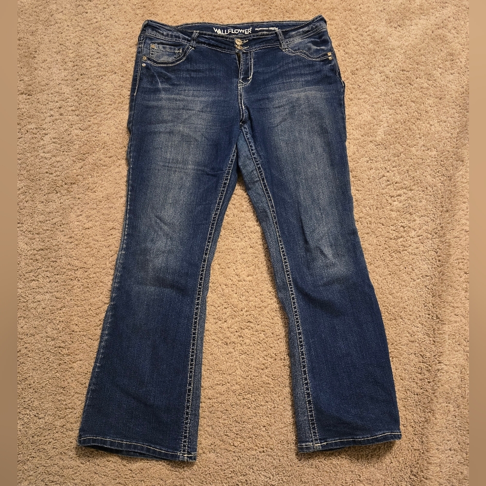 Wallflower Stretch Wide leg jeans